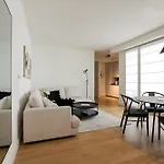 Fresh And Elegant Apartment Pta Venezia District