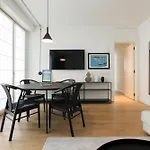 Fresh And Elegant Apartment Pta Venezia District